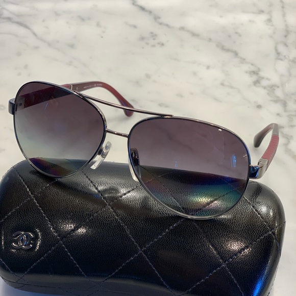 Chanel Aviator Polarized Sunglasses main image 5